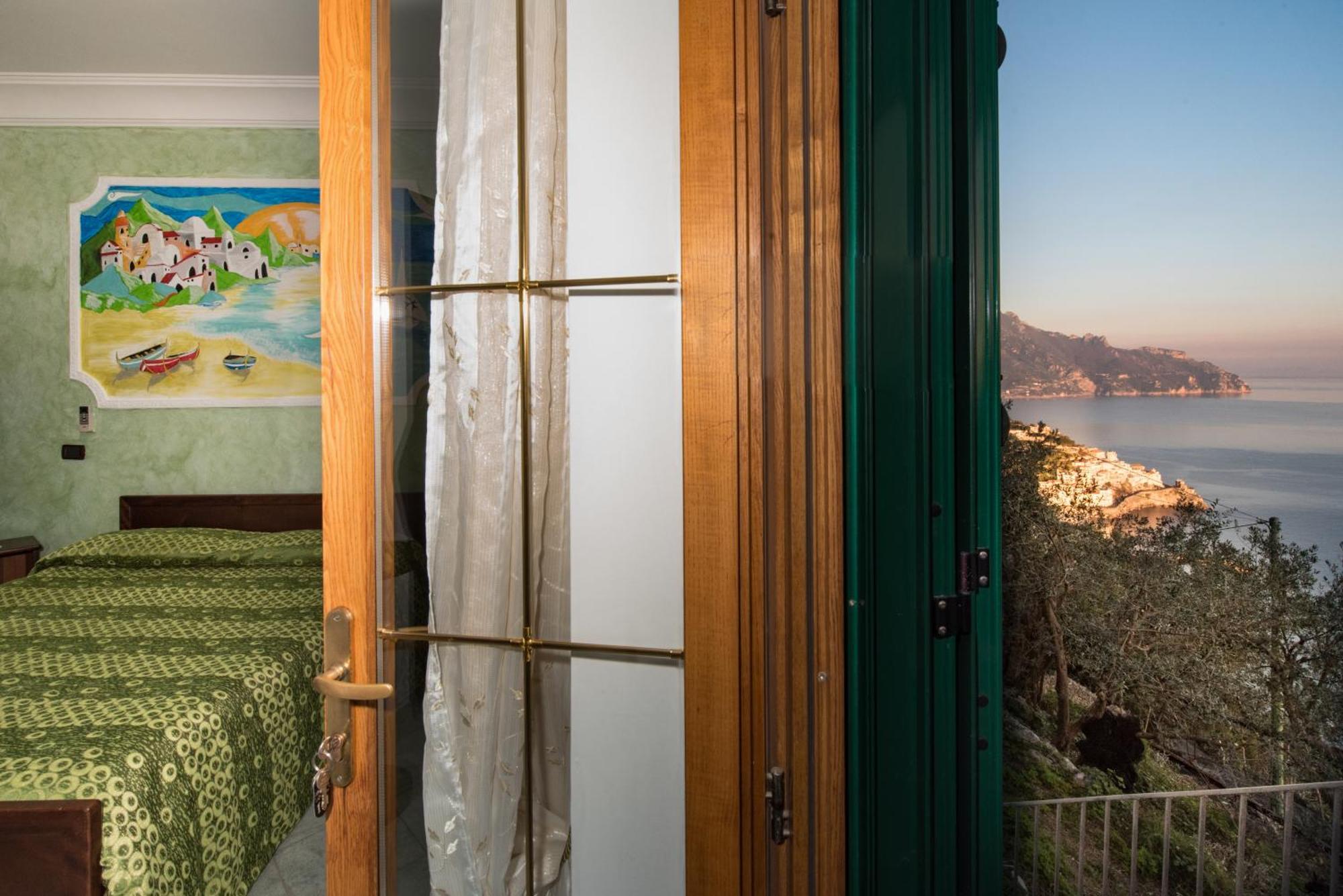 Frühstückspension H.h.le Palme Amalfi